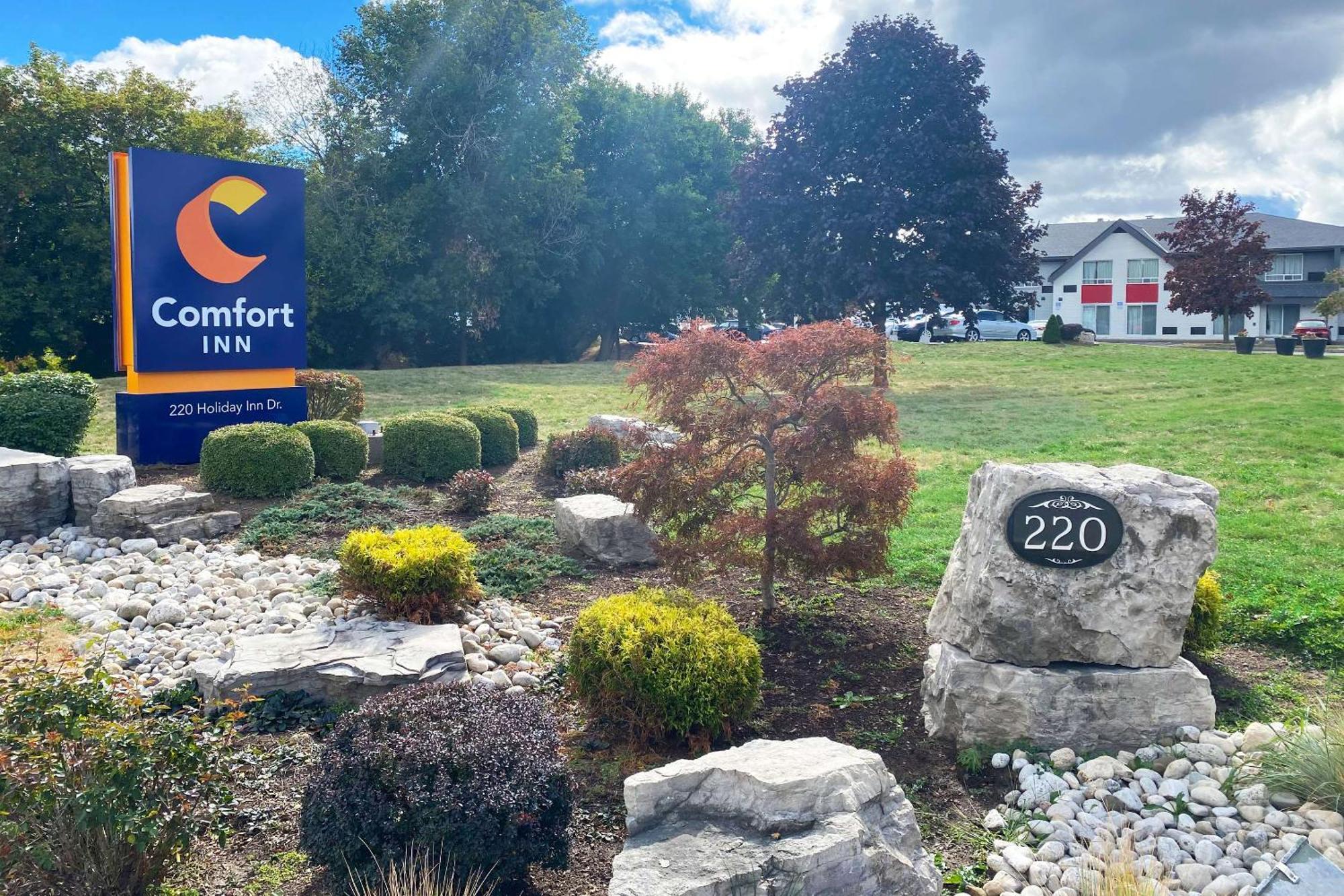 Comfort Inn Cambridge Exterior foto